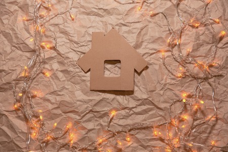 House  on crumpled  kraft paperの写真素材