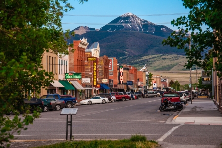 City of Livingston, Montana - historic centre, even in summer there is snow at the hill behind the cityのeditorial素材