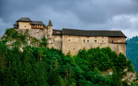 Orava Castle viewed from the village Oravsky Podzamok in cloudy weatherのeditorial素材