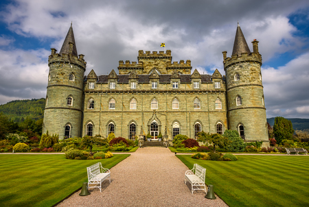 INVERARAY, SCOTLAND, UNITED KINGDOM - SEPTEMBER 8, 2015 : Inveraray Castle in western Scotland, on the shore of Loch Fyne. It has been the seat of the Duke of Argyll, chief of Clan Campbell.のeditorial素材