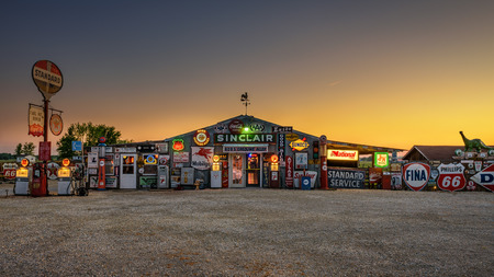 CUBA, MISSOURI, USA - MAY 11, 2016 : Bob's Gasoline Alley on historic Route 66 in Cuba. It is is an outdoor and indoor collection of over 300 service station signs and other vintage advertisements.のeditorial素材