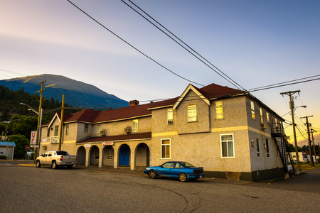 LYTTON, CANADA - JULY 2, 2017 : Lytton Hotel at sunrise. Lytton is situated in British Columbia at the confluence of the Thompson River and Fraser Riverのeditorial素材