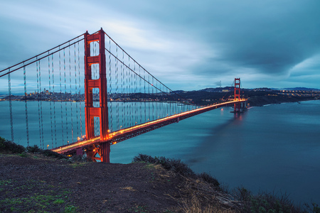 Golden Gate Bridge at nightの写真素材