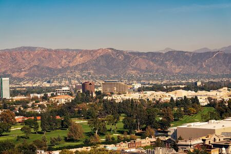 San Fernando Valley and Verdugo Mountains in Los Angelesのeditorial素材