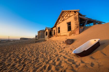 Empty bathtub in Kolmanskop ghost town, Namibiaの写真素材