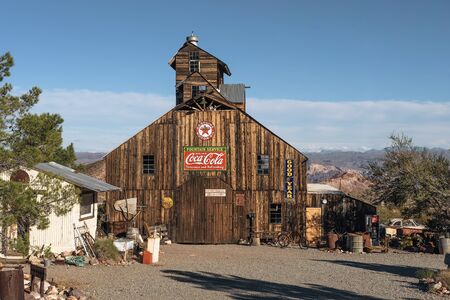 Old barn in Nelson ghost town in the El Dorado Canyon near Las Vegas, Nevadaのeditorial素材