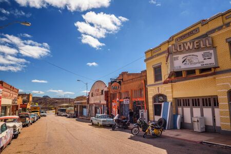 Historic Erie street in Lowell, now part of Bisbee, Arizonaのeditorial素材