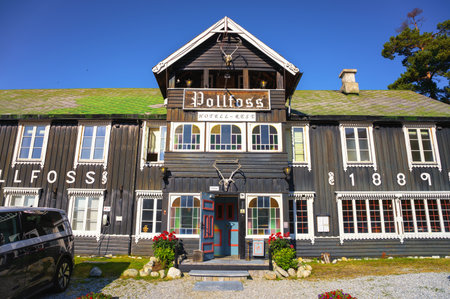 Pollfoss, Norway - August 01, 2024 : Close-up view of the historic Pollfoss Hotel entrance, established in 1889, in Oppland, Norway.のeditorial素材