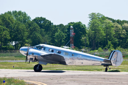 STRATFORD, CT - MAY 31: Beech C-45 Expeditor show up in Wings & Wheels Memorial Day weekend in Sikorsky Memorial Airport  2010 on May 31, 2010 in Stratford, CT.のeditorial素材
