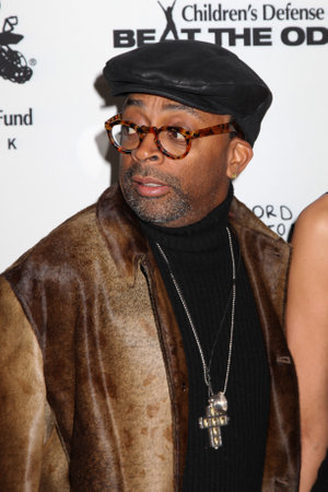NEW YORK - DECEMBER 06: Spike Lee  attend the 20th Anniversary Celebration of the Children's Defense Fund's Beat the Odds Program at Guastavino's on December 6, 2010 in New York City.のeditorial素材