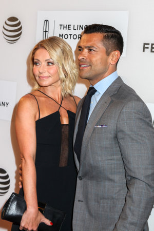 NEW YORK, NY - APRIL 15: Kelly Ripa and actor Mark Consuelos attdens  at 'All We Had' Premiere - 2016 Tribeca Film Festival at John Zuccotti Theater at BMCC Tribeca Performing Arts Center on April 15, 2016 in New York Cityのeditorial素材