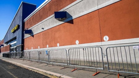 NORWALK, CT, USA -  NOVEMBER 23, 2021: Best Buy is ready for Black Friday   shoppingのeditorial素材