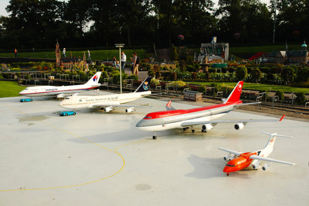 THE HAGUE, HOLLAND, SEPTEMBER 02, 2005 - The Netherlands in miniature in the open air museum Madurodamのeditorial素材