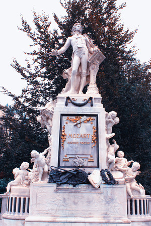 Mozzart statue in Vienna city, Austriaのeditorial素材