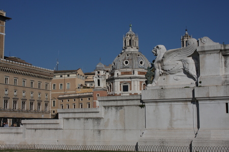 The Altare della Patria also known as the Monumento Nazionale a Vittorio Emanuele II, Italyのeditorial素材