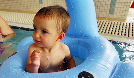 baby in the bathの写真素材