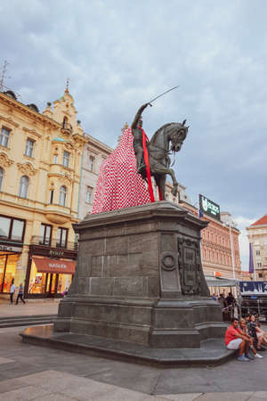 Zagreb,Croatia-August 8th, 2018: Statue of Ban Jelacic, famous  general, wearing cape in croatian colours during the football World cup in Russiaのeditorial素材