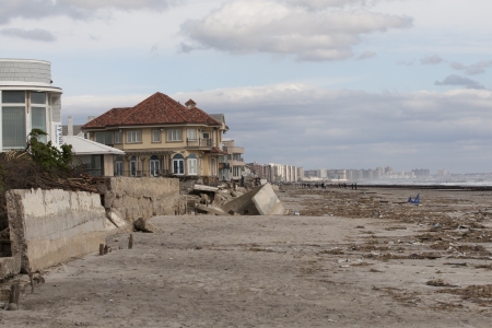 NEW YORK - October 31:Destroyed homes in  Far Rockaway after Hurricane Sandy October 29, 2012 in New York City, NYのeditorial素材