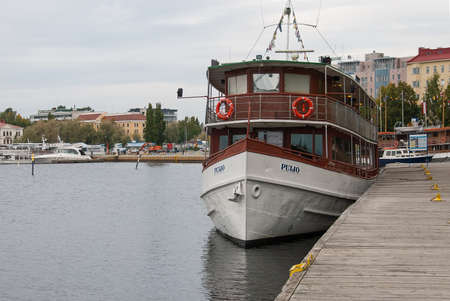 Savonlinna, Finland, September 2019: Cruise steamships and buildings in Savonlinna harbor. Lake Saimaa.のeditorial素材
