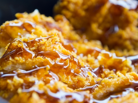 close-up fried chicken with sauce teriyakiの写真素材