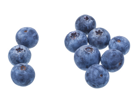 ripe blueberry isolated on white background, stacking focused added, object are all in focusの写真素材
