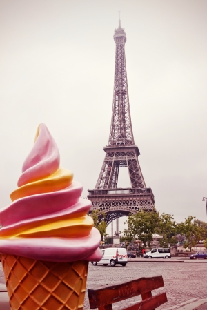 tour eiffel in parisの写真素材