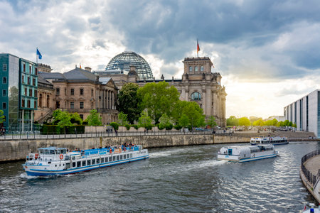 Reichstag and Spree river at sunset, Berlin, Germanyのeditorial素材