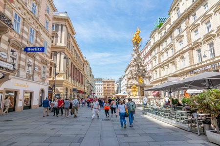Graben street and Plague Column in center of Vienna, Austriaのeditorial素材