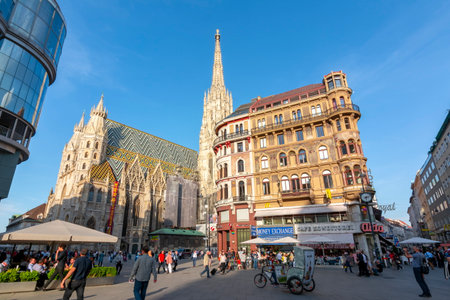 St. Stephen's Cathedral on Stephansplatz square, Vienna, Austriaのeditorial素材