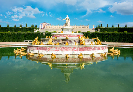 Latona fountain in Versailles garden, Paris, Franceのeditorial素材