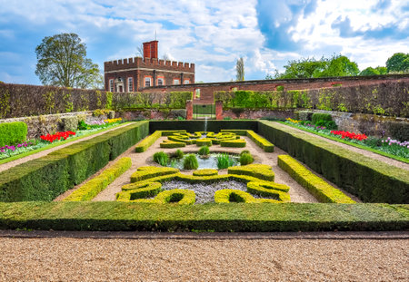 Hampton Court gardens in spring, London, UKのeditorial素材