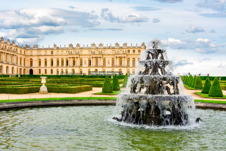 Versailles palace and gardens, Paris, Franceのeditorial素材