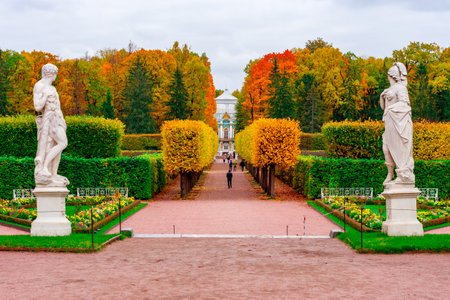Catherine park in autumn, Tsarskoe Selo (Pushkin), Saint Petersburg, Russiaのeditorial素材