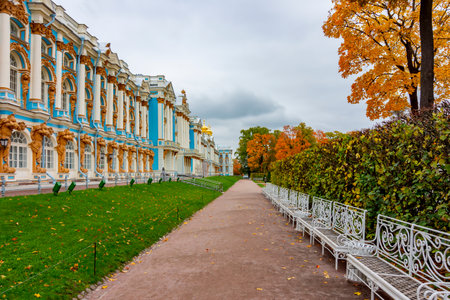 Catherine park in autumn foliage, Tsarskoe Selo (Pushkin), Saint Petersburg, Russiaのeditorial素材