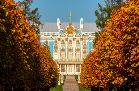 Catherine palace and park in autumn foliage, Tsarskoe Selo (Pushkin), Saint Petersburg, Russiaのeditorial素材