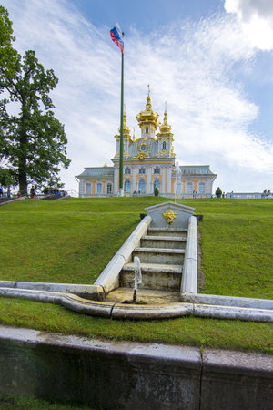 St. Petersburg, Russia - August 2018: East Chapel of Grand Peterhof Palace in Petrodvoretsのeditorial素材