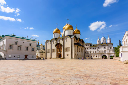 Sobornaya square of Moscow Kremlin with cathedral of Dormition (Uspensky Sobor), Patriarshy cathedral and palace of Facets (Granovitaya Palata), Russiaのeditorial素材