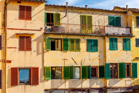 Ponte Vecchio bridge over Arno river in Florence, Italyのeditorial素材