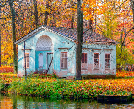 Children's house in autumn foliage in Alexander park, Tsarskoe Selo (Pushkin), St. Petersburg, Russiaの写真素材