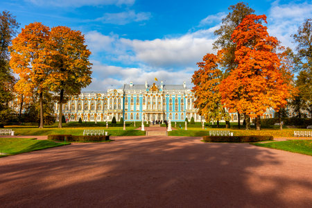 Catherine palace and park in autumn, Tsarskoe Selo (Pushkin), Saint Petersburg, Russiaの写真素材
