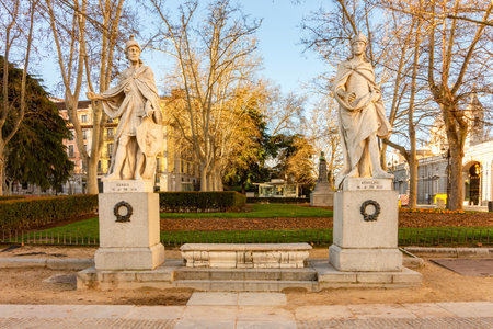 Sculptures in Jardines de Lepanto garden at Royal Palace, Madrid, Spainの写真素材