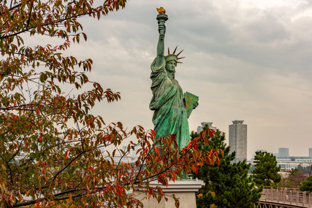 Odaiba Statue of Liberty in autumn, Tokyo, Japanの写真素材