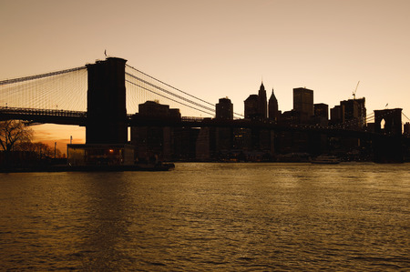 Brooklyn Bridge and Manhattan at sunset, New Yorkの写真素材
