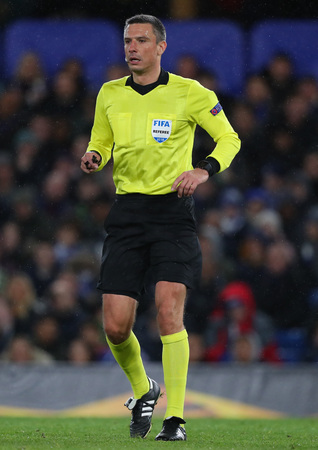 LONDON, ENGLAND - MARCH 7 2019: Referee Slavko Vicic  during the Europa League match between Chelsea and Dynamo Kyiv at Stamford Bridge.のeditorial素材