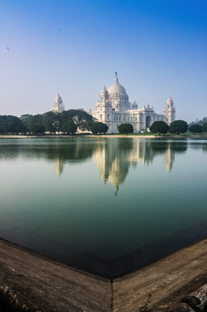 Victoria Memorial, Kolkata , India - reflection on water  A Historical Monument of Indian Architecture  It was built between 1906 and 1921 to commemorate Queen Victoriaのeditorial素材