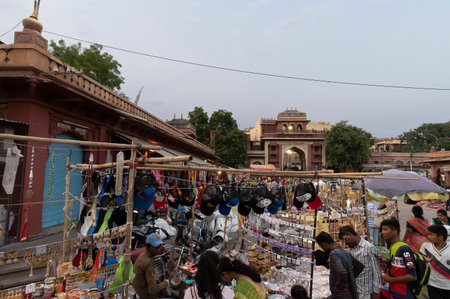 Jodhpur, Rajasthan, India - 20.10.2019 : Rajasthani buyers and sellers at famous Sardar Market and Ghanta ghar Clock tower in Jodhpur, Rajasthan, India.のeditorial素材