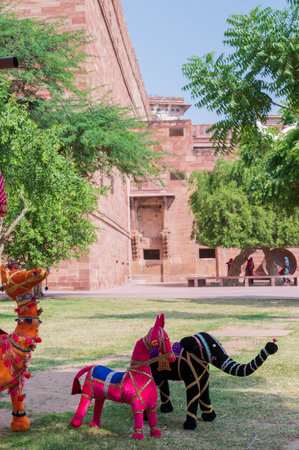 Hand made Rajasthani colourful dolls of horse and elephant displayed for sale at Mehrangarh Fort, Jodhpur, Rajasthan. Famous for colors and little dolls represent colors spread all across Rajasthan.のeditorial素材