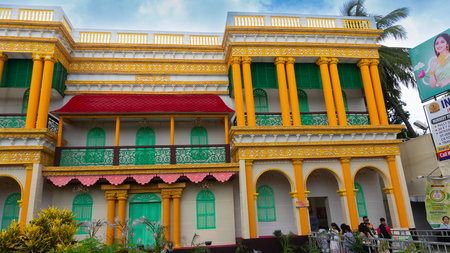 Howrah, West Bengal, India- 4th October, 2022 : Shibpur Mandirtala , beautiful pandal and decoration on exterior of Durga puja pandal, Durga Puja is biggest festival of Hinduism. celebrated worlwide.のeditorial素材