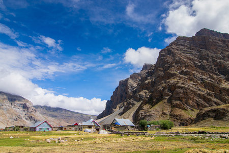 Drass village, Ladakh's Kargil district, recognized as the second coldest inhabited place in the world. Known as the Gateway to Ladakh. Beautiful scenery of Himalayan mountain, Ladakh, India.の写真素材