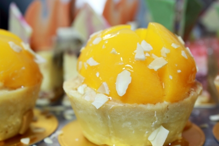 Peaches in syrup to make delicious tartsの写真素材